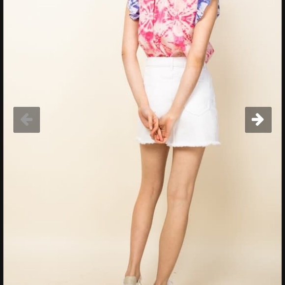 THML Tie Dye Flutter Sleeve Top - Picture 3 of 6